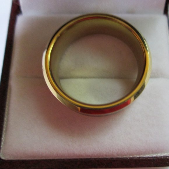 Tungsten Carbide Rose Gold Plated Ring 8mm - Picture 2 of 3